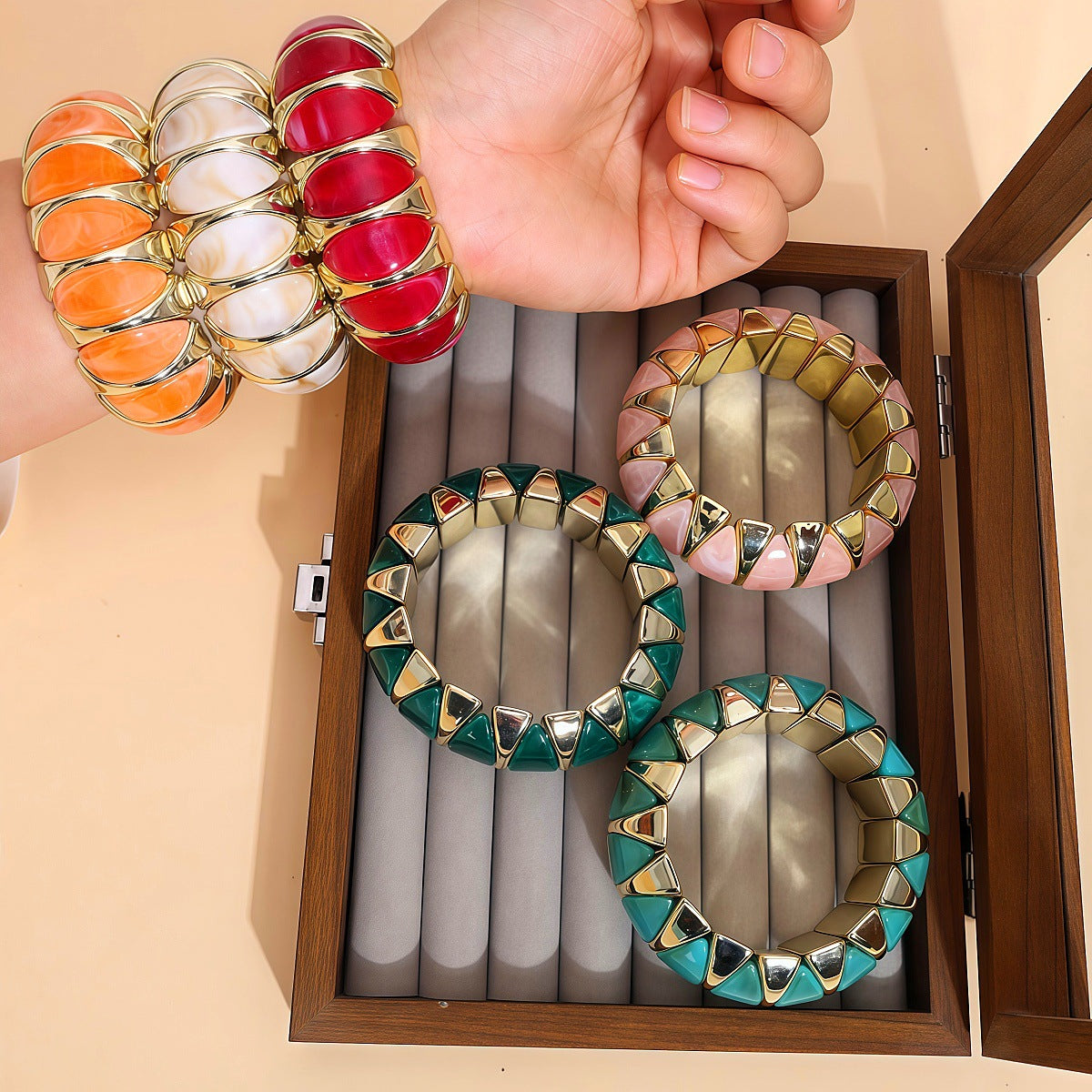 Fashion Acrylic Beaded Colorful Geometric Stitching Design Bracelets