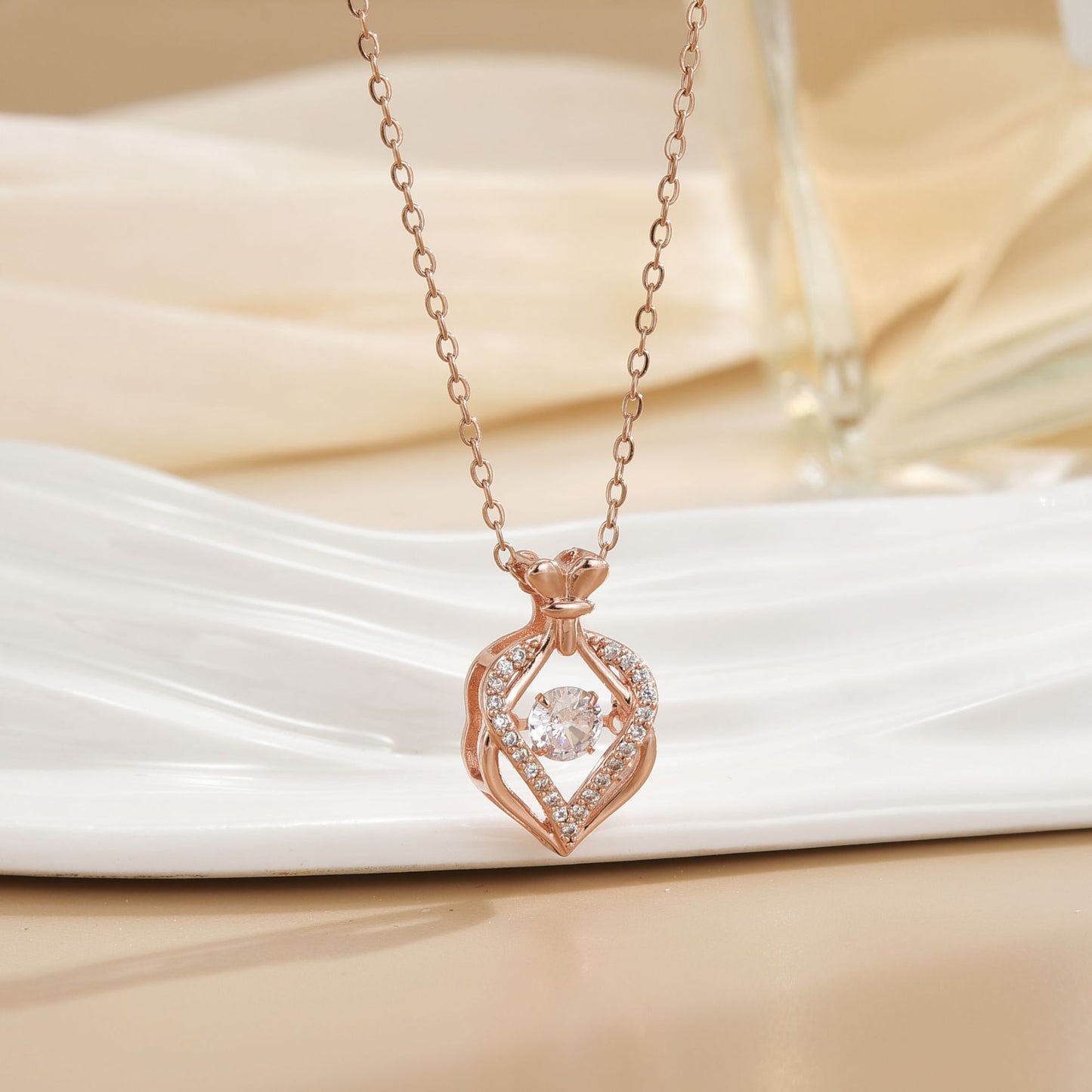 Women's Fading Smart For Simple Graceful Clover Clavicle Chain Niche Necklaces