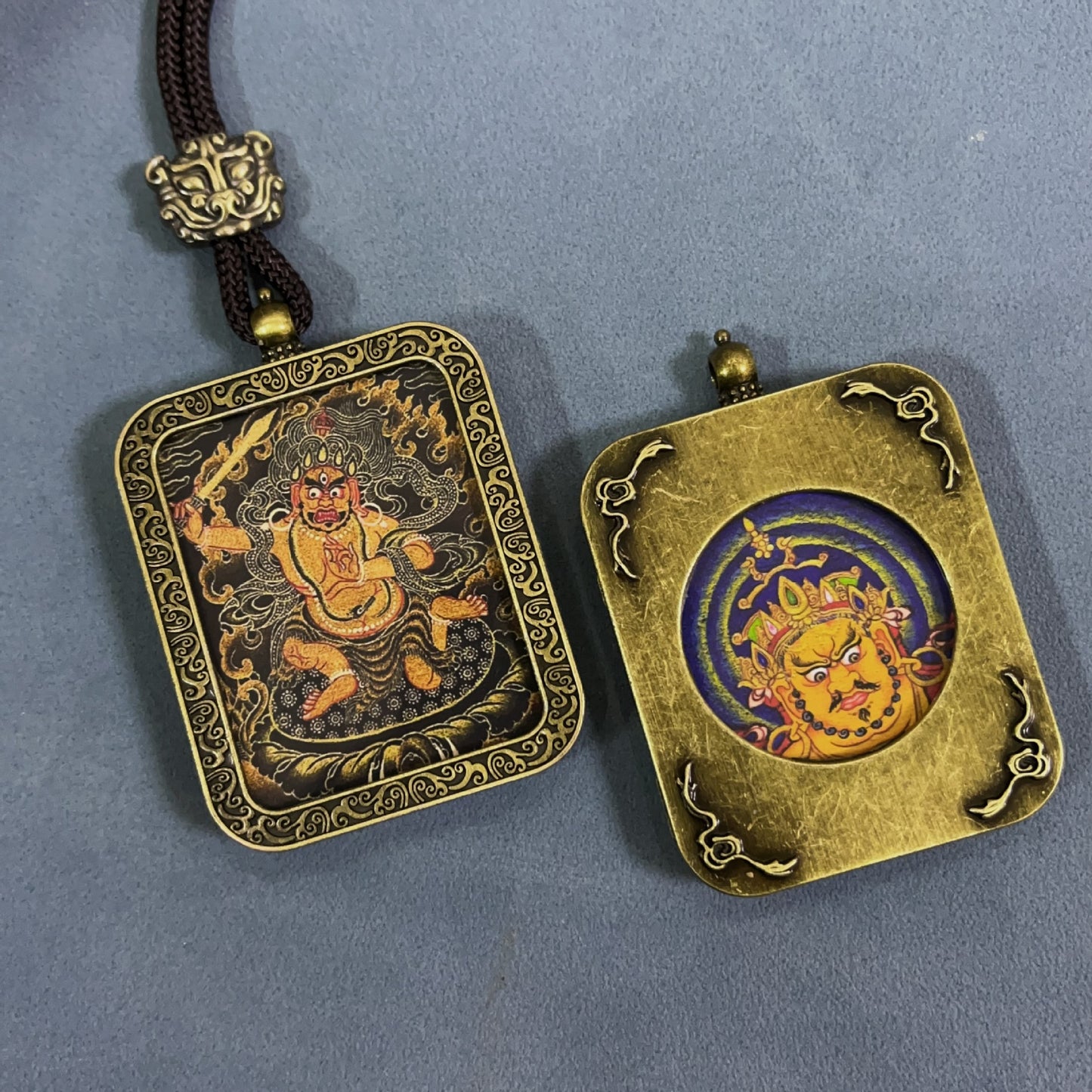 Double-sided Home Twee Zodiac Eight Patron Saints Scenic Pendants
