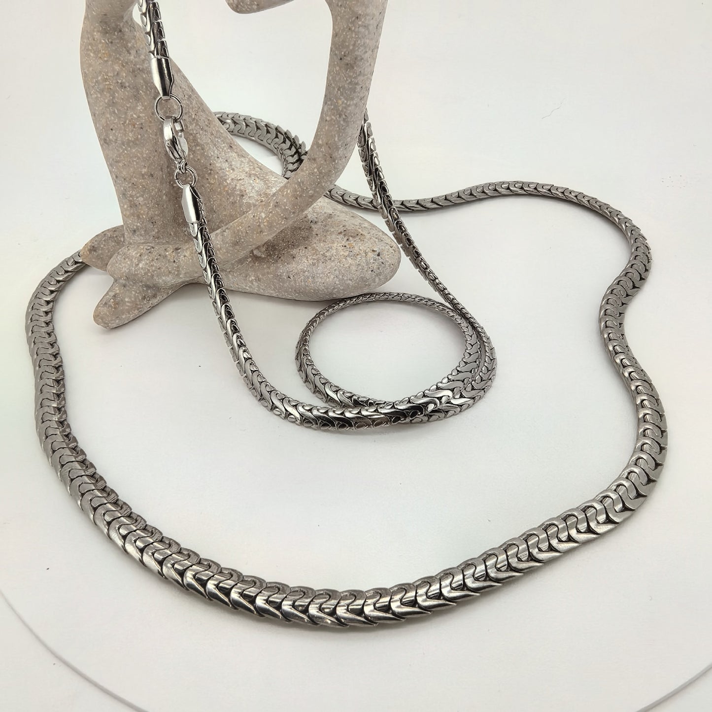 Women's & Men's American Cuban Link Chain Point Summer Light Luxury High-grade Clavicle Necklace