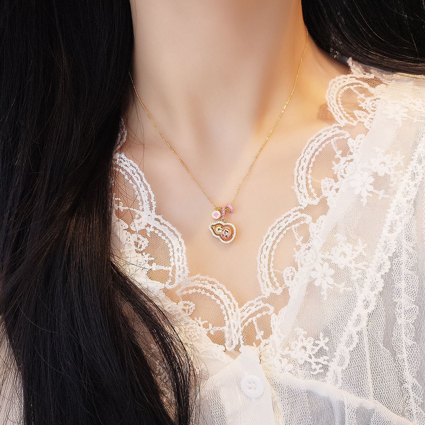 Women's Sier Enamel Smart Gourd Exquisite Rotatable Necklaces