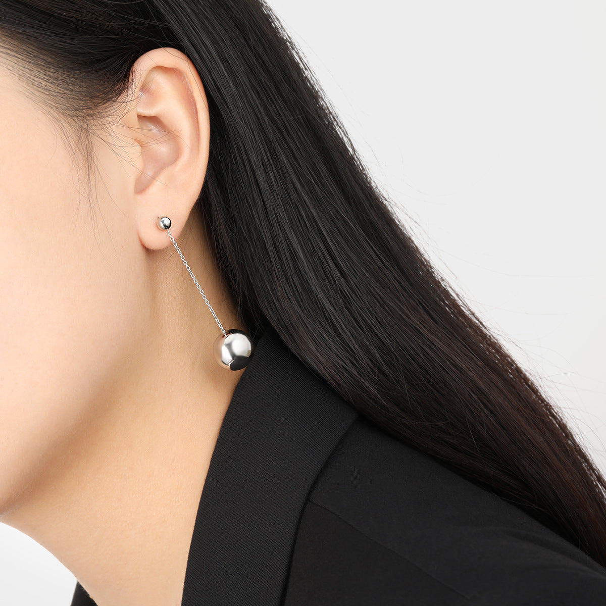 Minority Style Exaggerated Hollow Ball Temperament Earrings