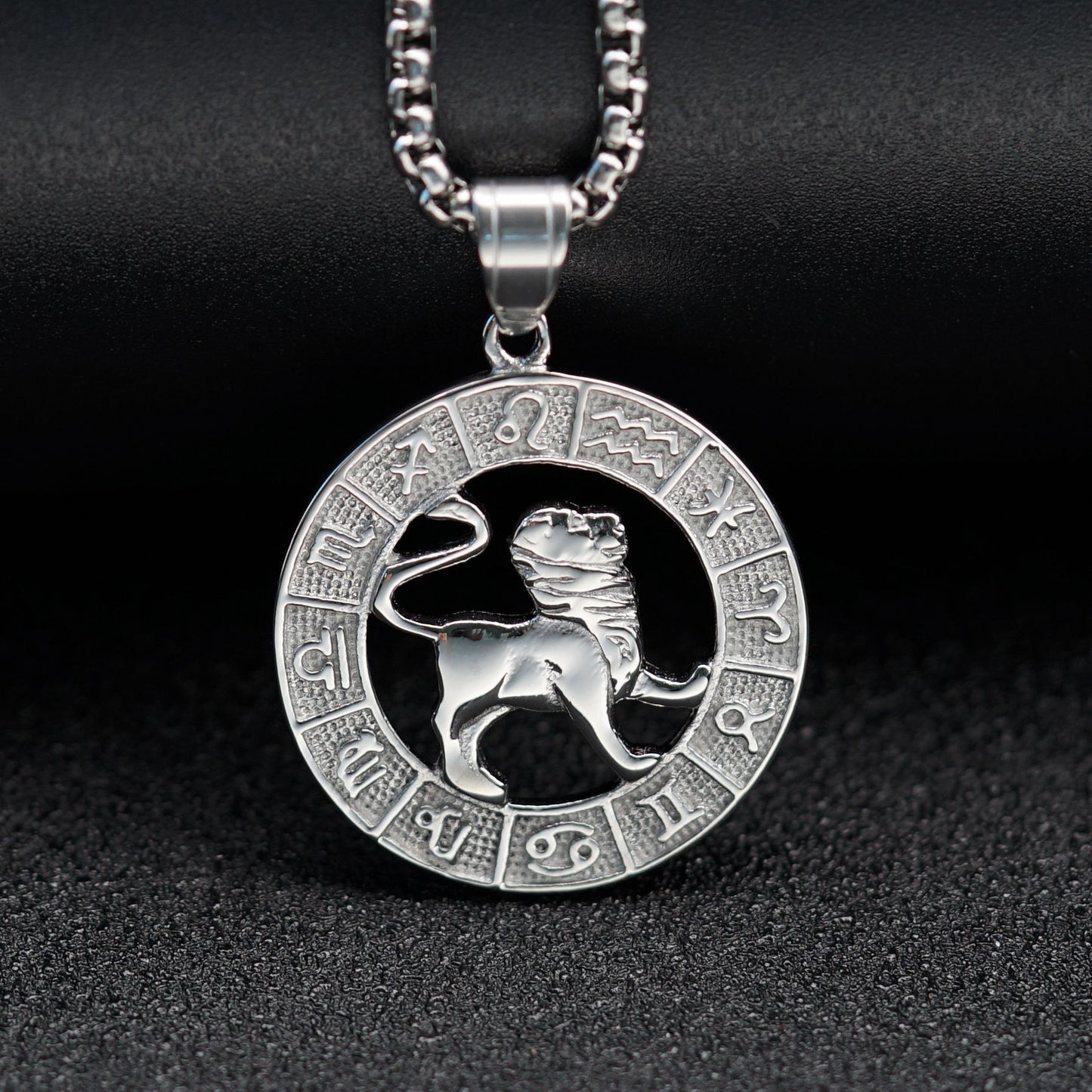 Trendy Retro Hollow Twee Constellation Personalized Pendant