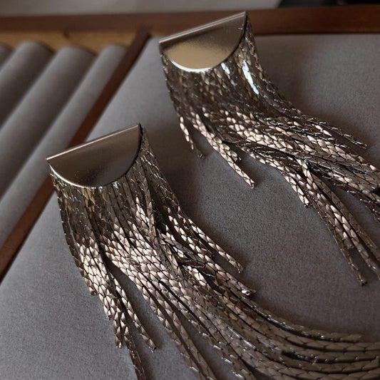 Metal Long Fringe Female Special Interest Light Luxury Design Earrings