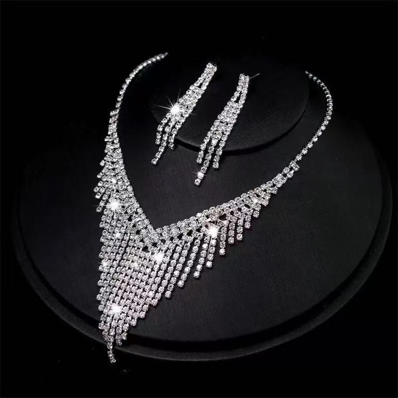 Niche Design Diamond Tassel Neck High Necklaces