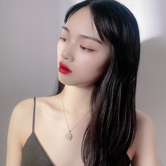 Women's Trendy Light Luxury Minority Clavicle Chain Titanium Necklaces
