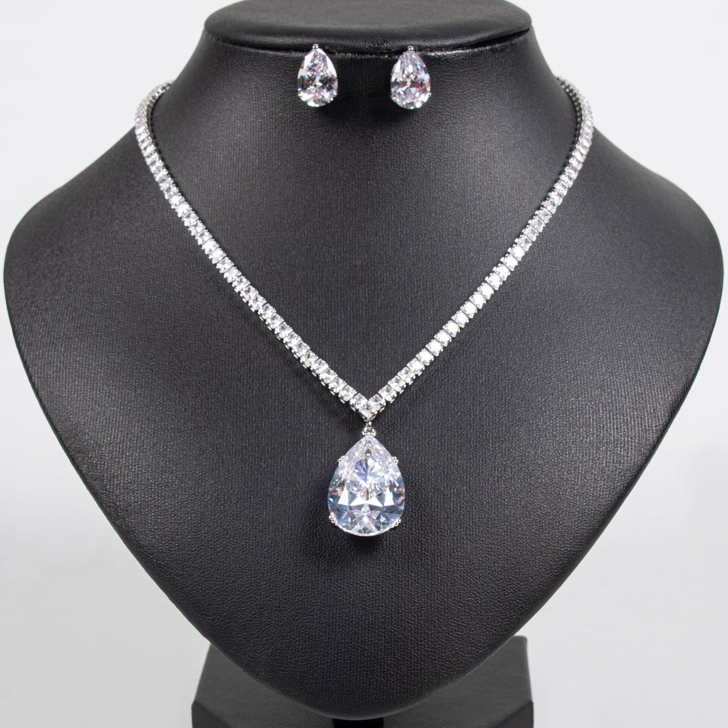 Style Love Heart Suite Water Drops Jewelry Set