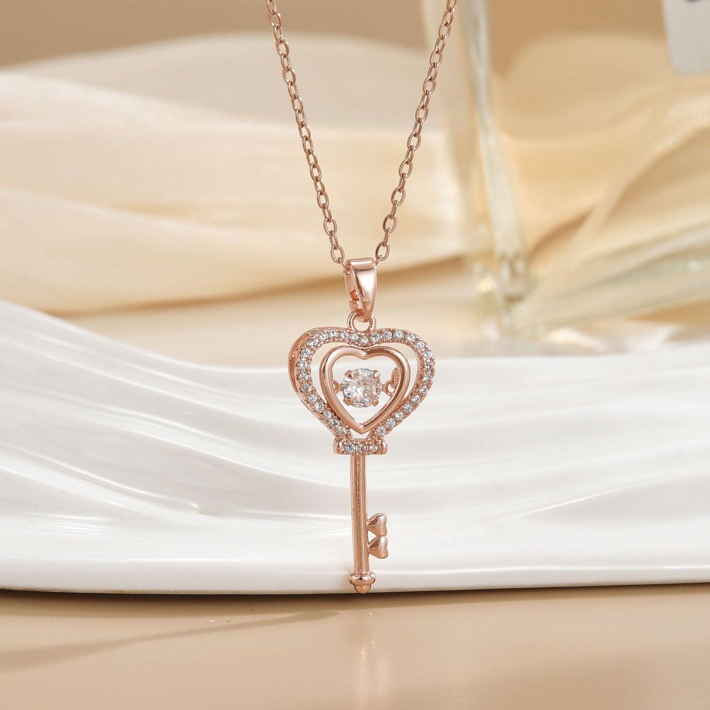 Women's Fading Smart For Simple Graceful Clover Clavicle Chain Niche Necklaces