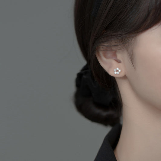 Simple Korean Style Synthetic Pearl Five Earrings