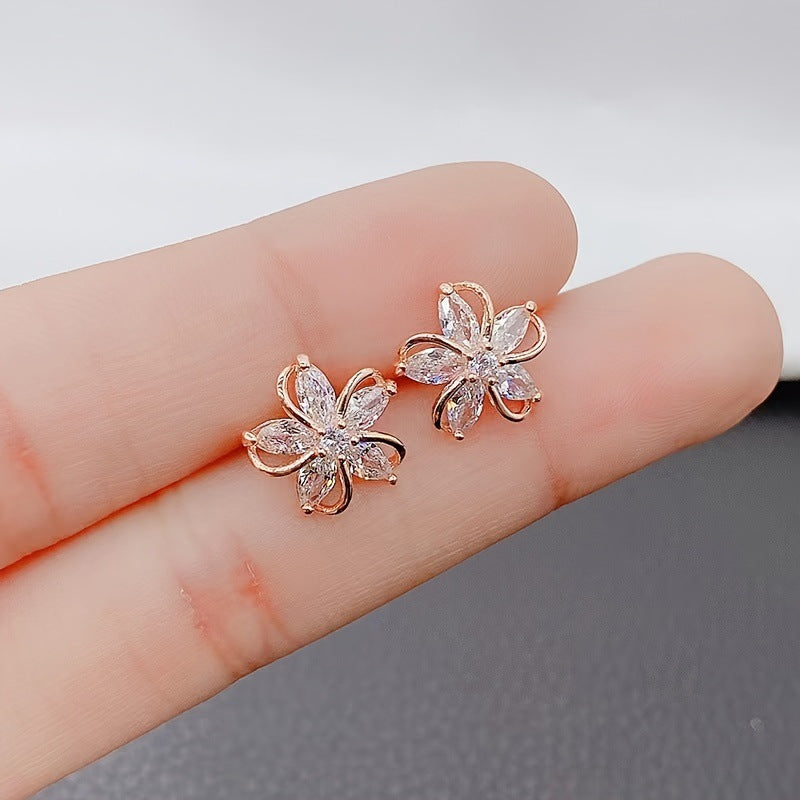 Women's Five Petal Flower Shiny Ear Elegant Earrings