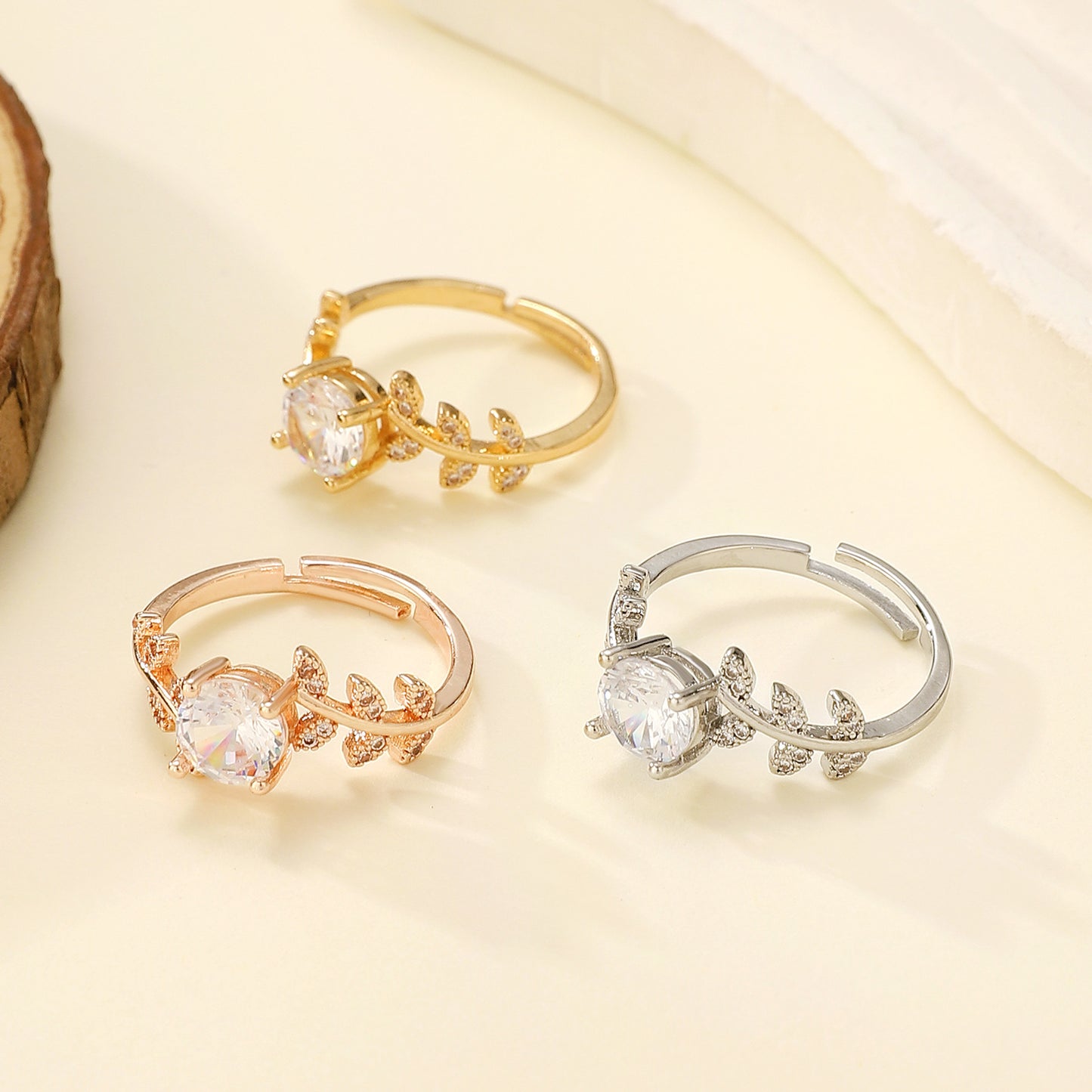 Light Luxury High-grade Inlaid Zirconium Leaves Rings