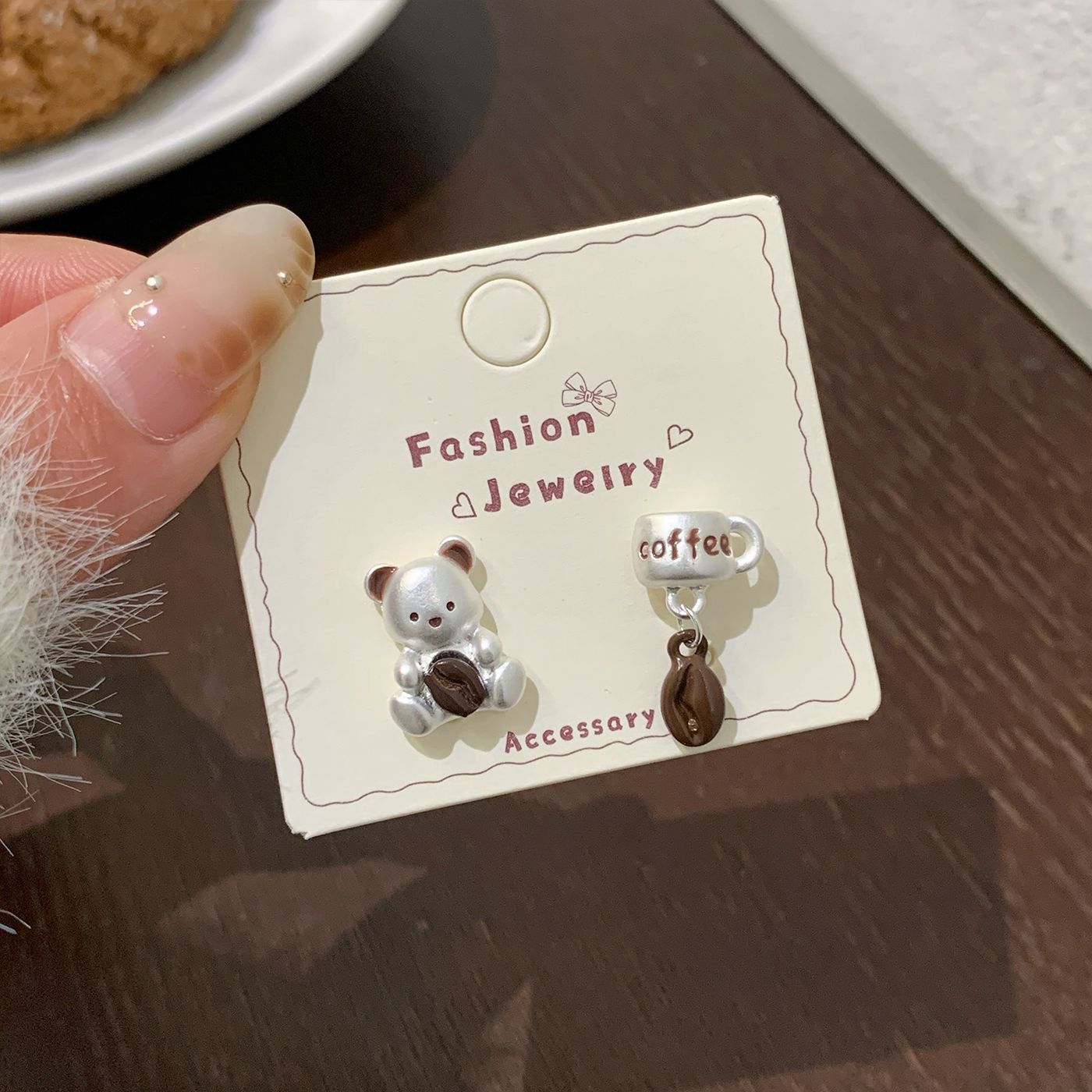 Sier Coffee Bear Ear Female Needle Fun Stud Earrings