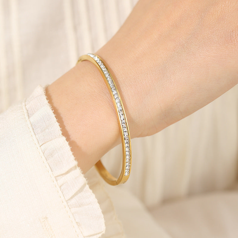 High-grade Gold Titanium Steel Female Couple Simple Light Bracelets
