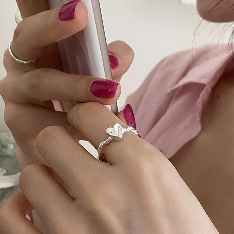 Irregular High-grade Moonstone Female Hollow Niche Design Rings