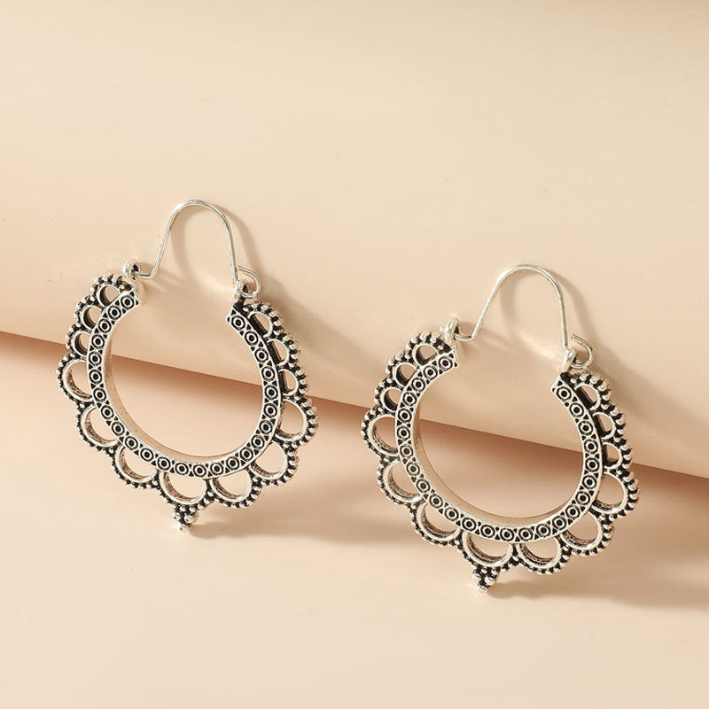 Carved Female Temperament Alloy Geometric Ear Clip Earrings