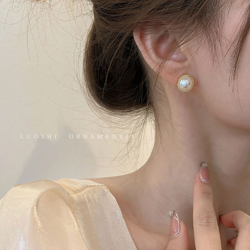Personality Baroque Pearl Ear High Sense Light Rings