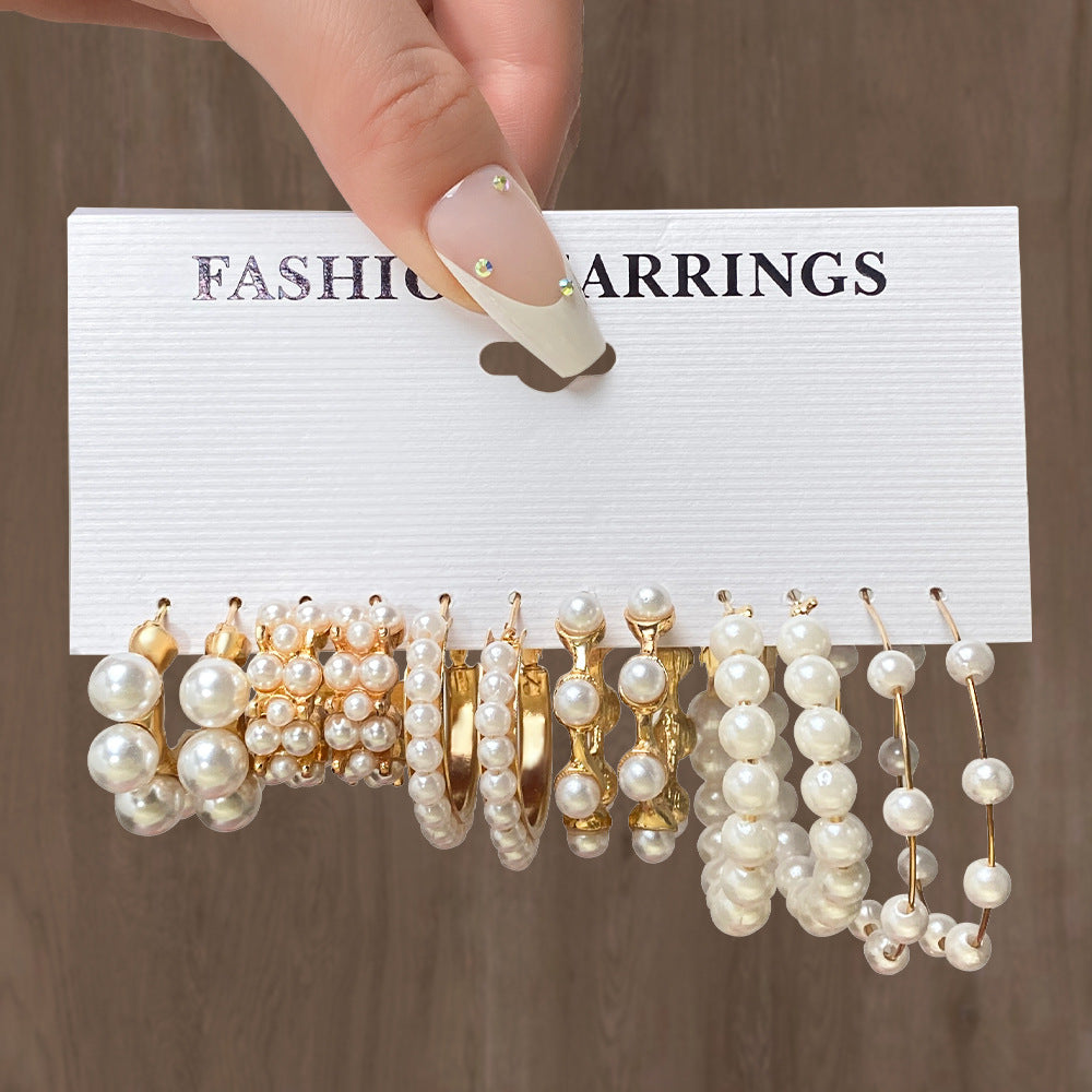 Women's Pearl Suit Retro Metal Geometry Shaped Earrings