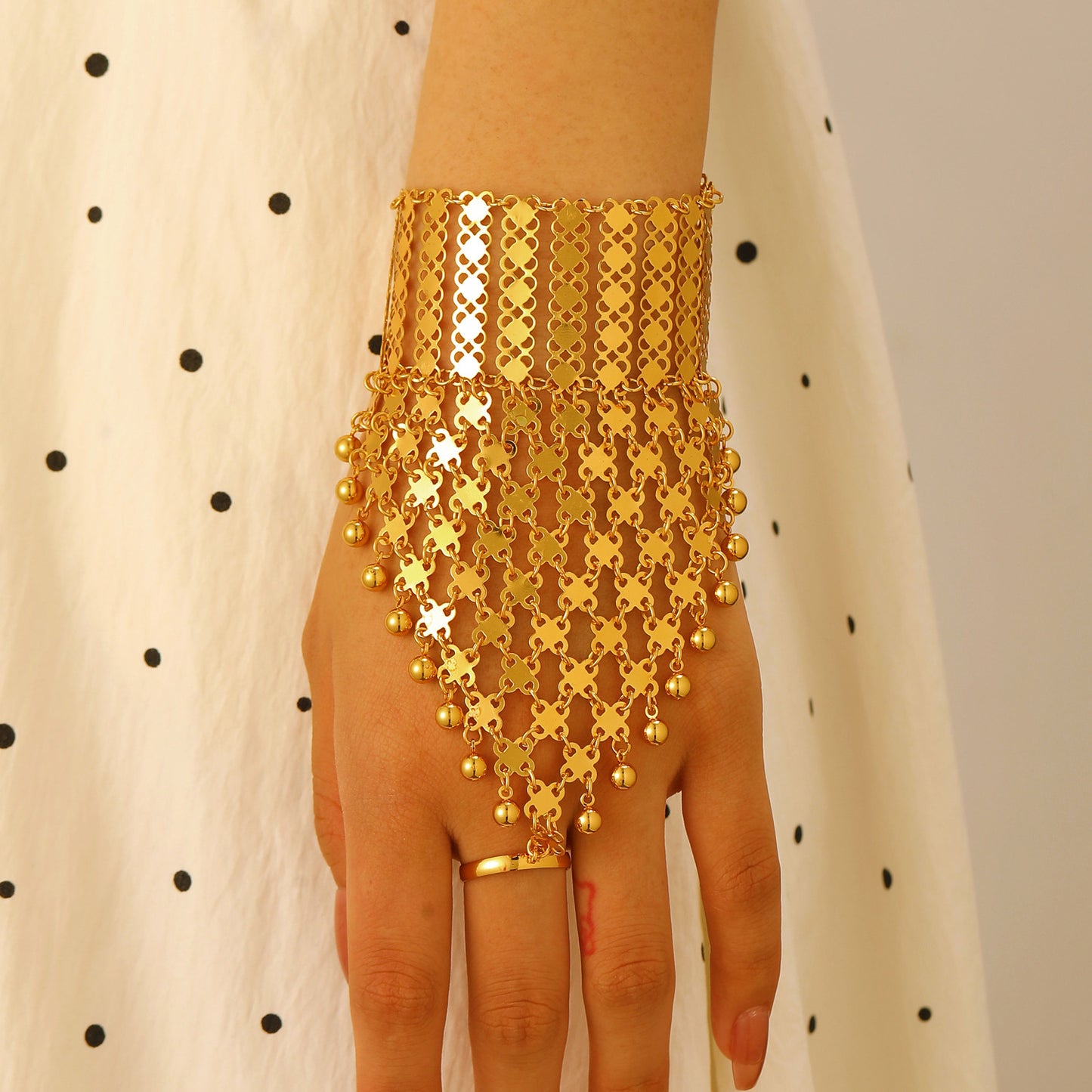 Butterfly Love Pearl Finger Hip Hop Exaggerated Bracelets