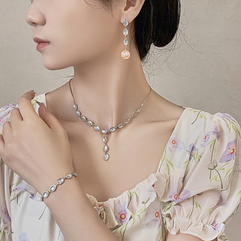 Oval Beads Pearl Three-piece Set Light Necklaces