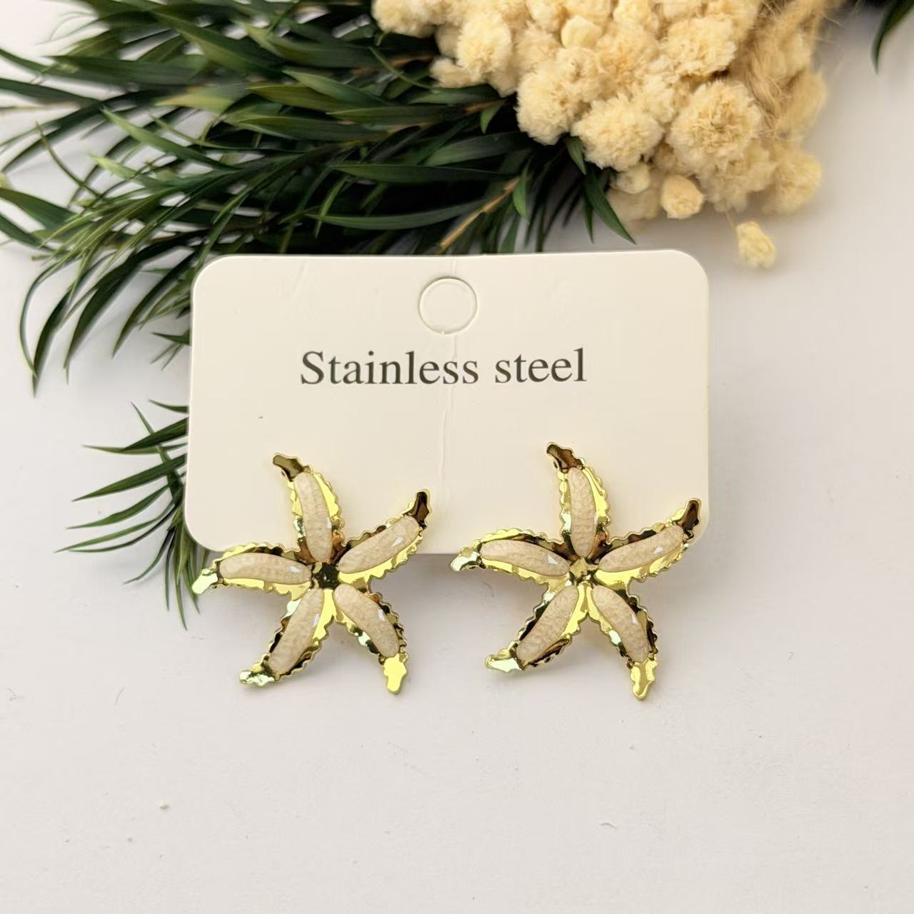 Women's Starfish Unique Design Exquisite Exaggerated Trend Earrings