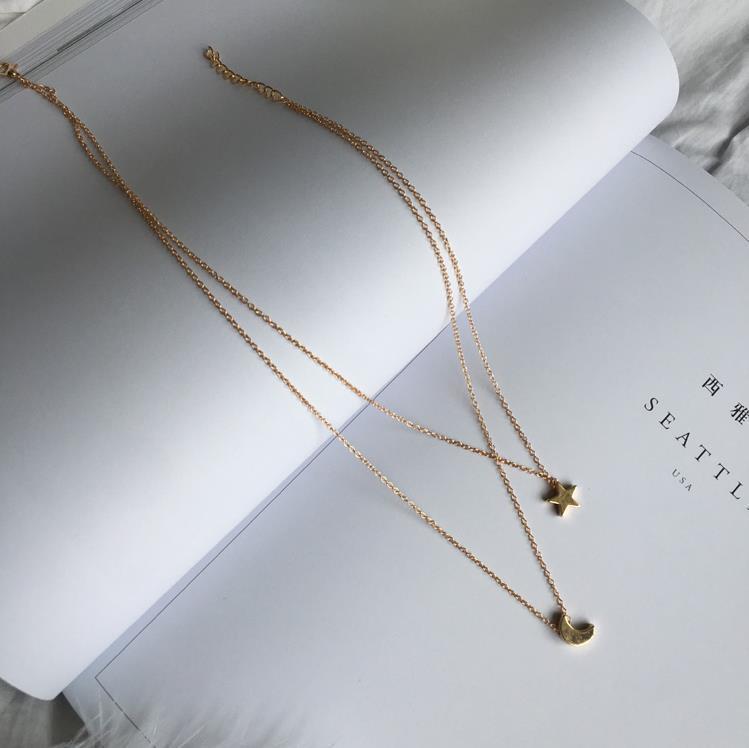 Women's Style Star Moon Short Clavicle Chain Necklaces