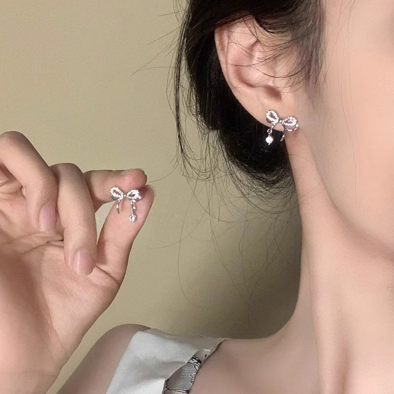 Zircon Suit Female Design Exquisite Versatile Earrings