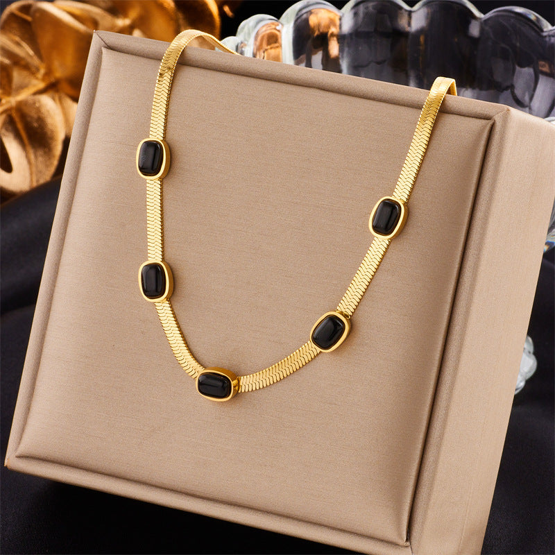 Creative Design Irregular Chain Diamond Square Necklaces