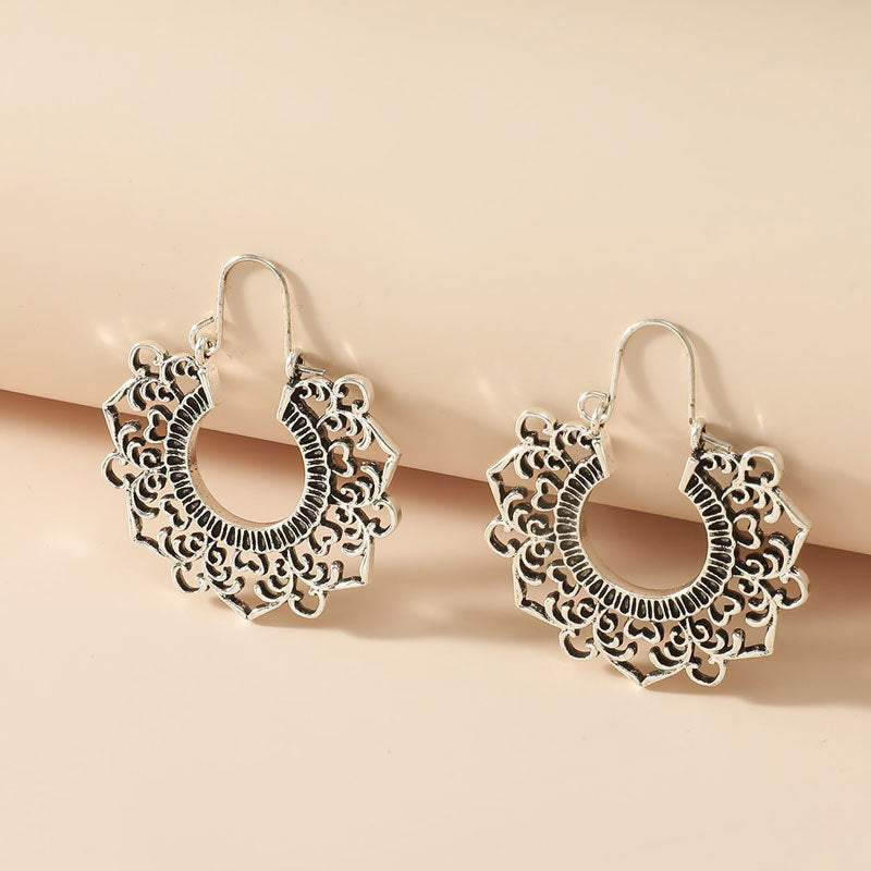 Carved Female Temperament Alloy Geometric Ear Clip Earrings