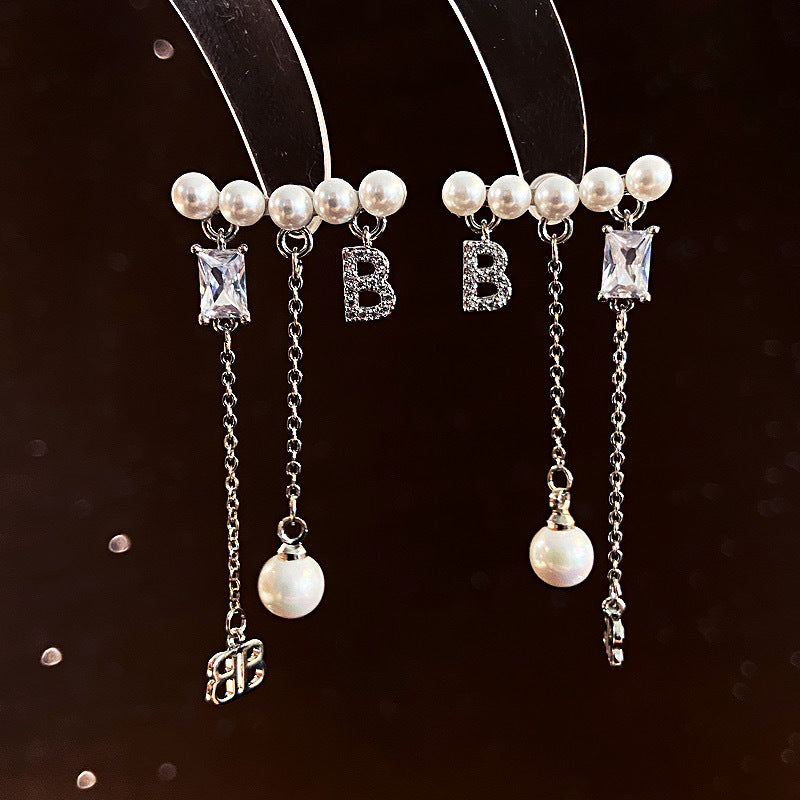 Women's Luxury Letter Tassel Front Rear Pearl Earrings