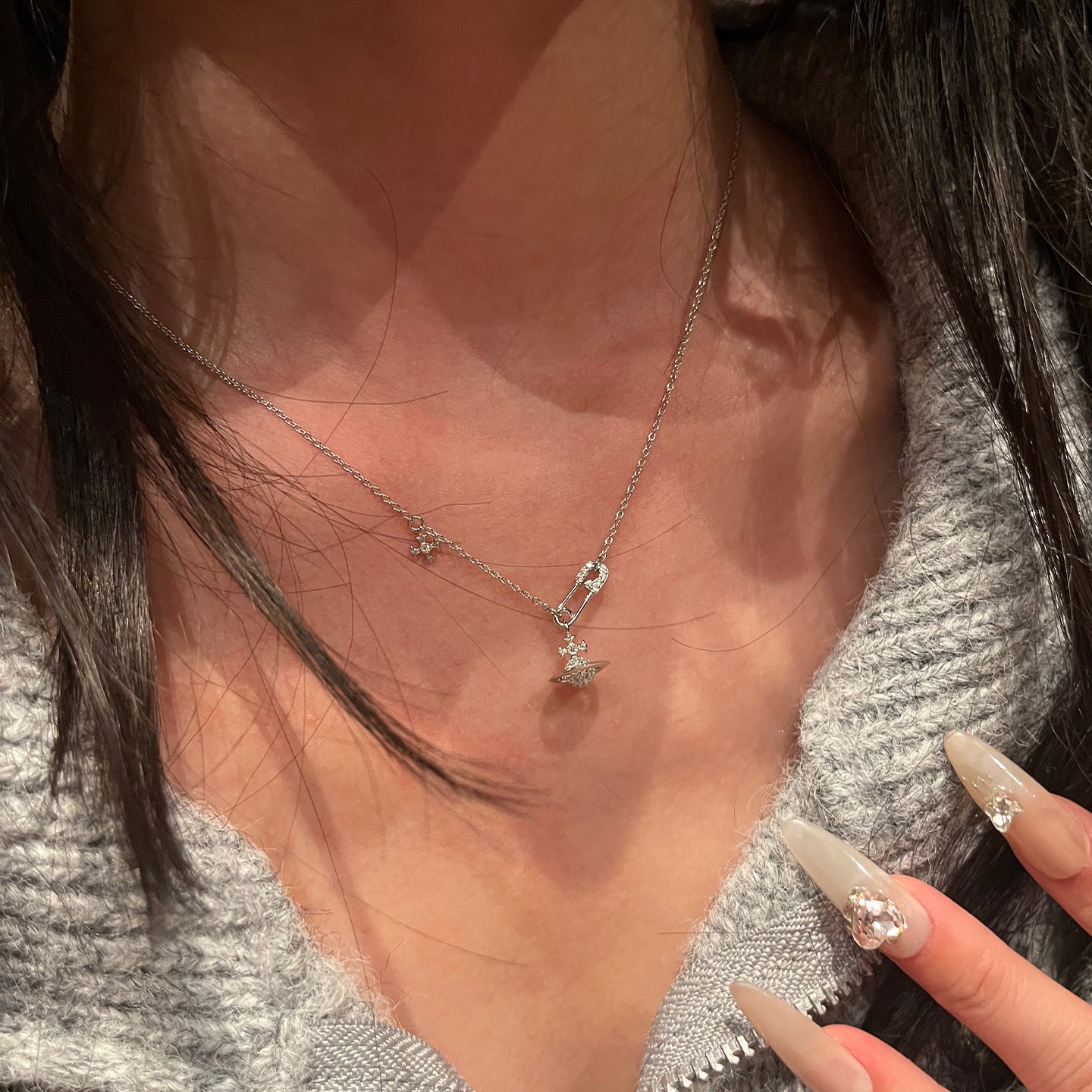Live Broadcast Flower-de-luce Pin Planet Sier Necklaces
