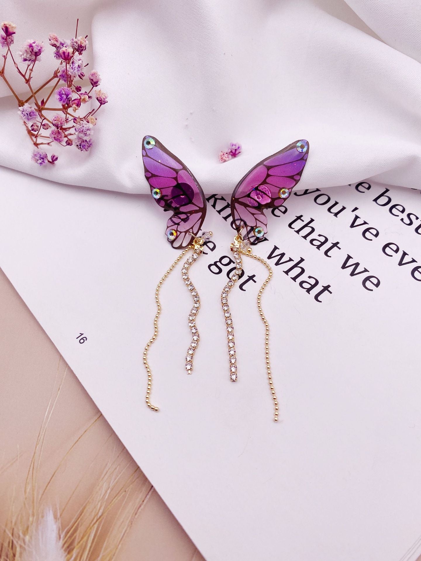 Women's Fashion Three-dimensional Butterfly Personalized Simple Long Rings