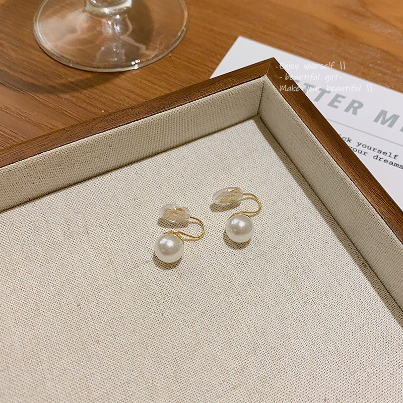 Women's Vintage Pearl Light Luxury Fashion High Sense Earrings