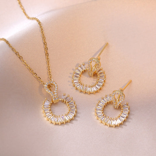 Women's French Style Full Diamond Elegant Fashion Necklaces