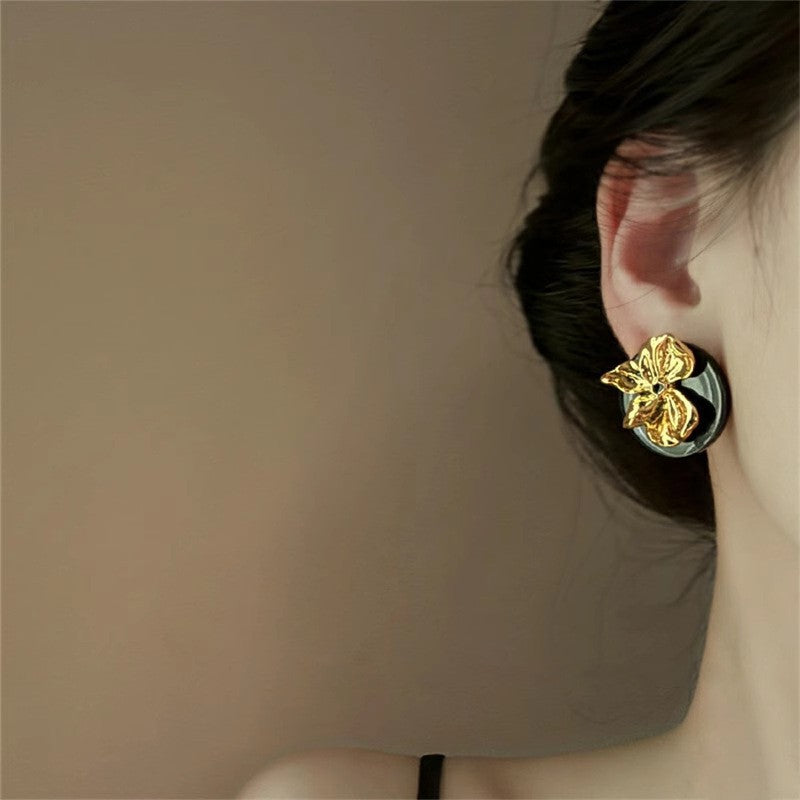 Women's Luxury Metal For Personalized Minority Design Earrings