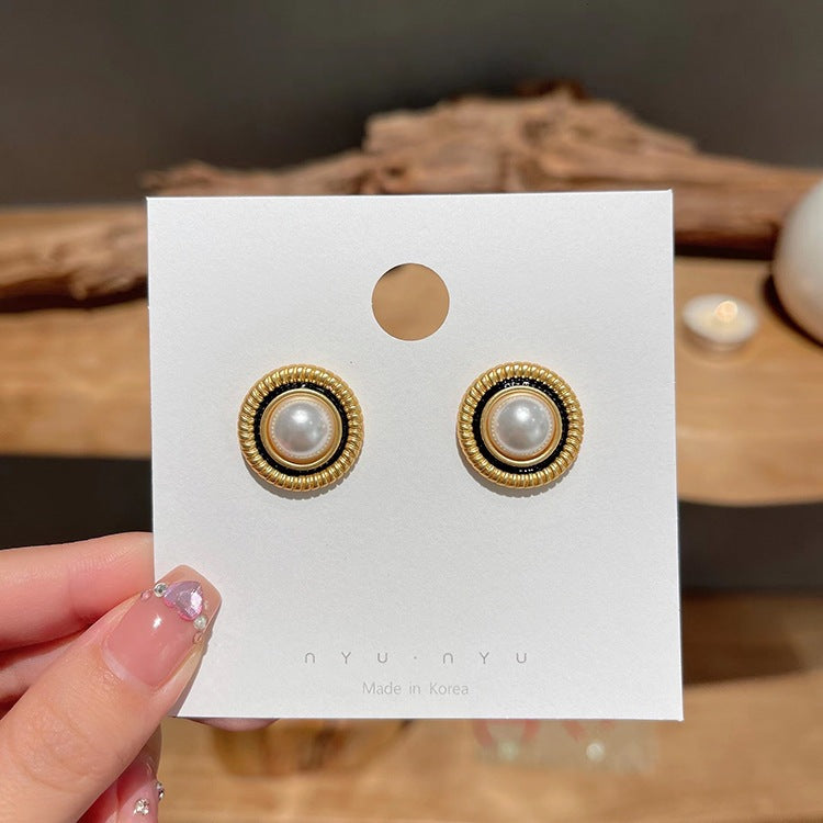 Women's Needle Korean Simple Niche Temperament Personalized Earrings