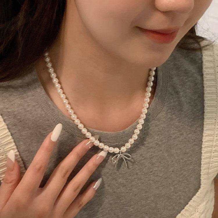 Women's Light Luxury High-grade Design Accessories Clavicle Necklaces