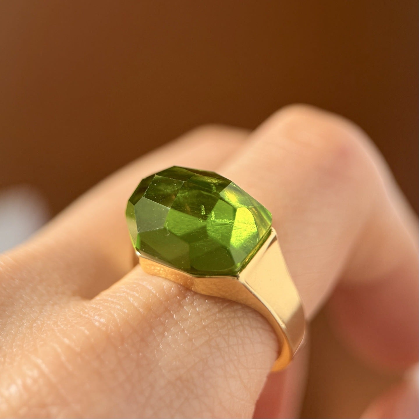 Geometric Cut Crystal Design Full Of Fire Color Craft Stable Ring