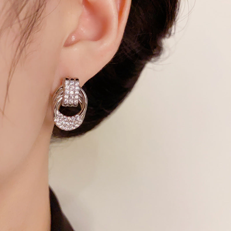 Luxury Fashion Retro Design Zircon Round Earrings