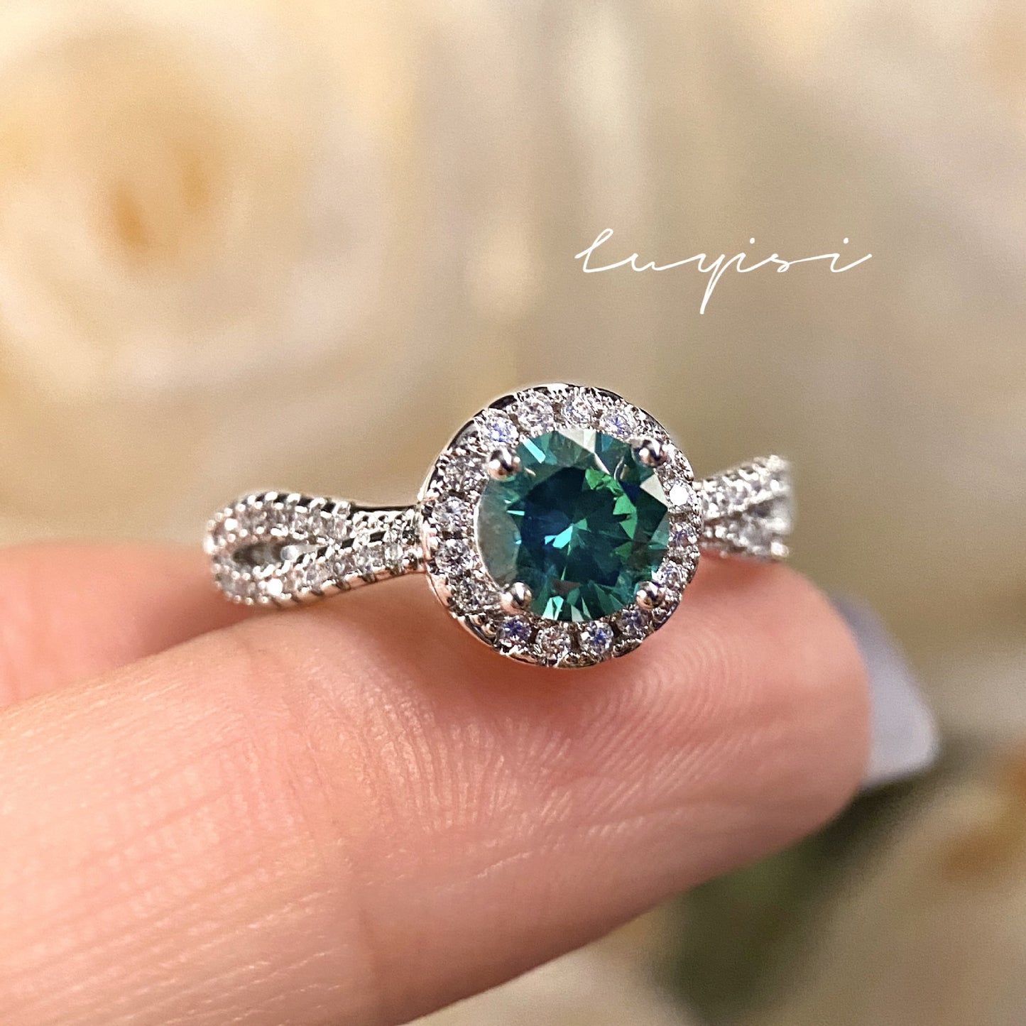 Blue Green Moissanite Light Luxury Star Rings