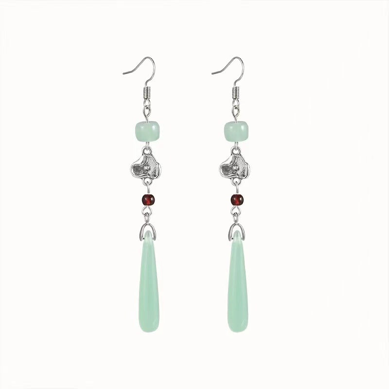 Women's Chinese Style Imitation Jade Beaded Palace Retro Earrings