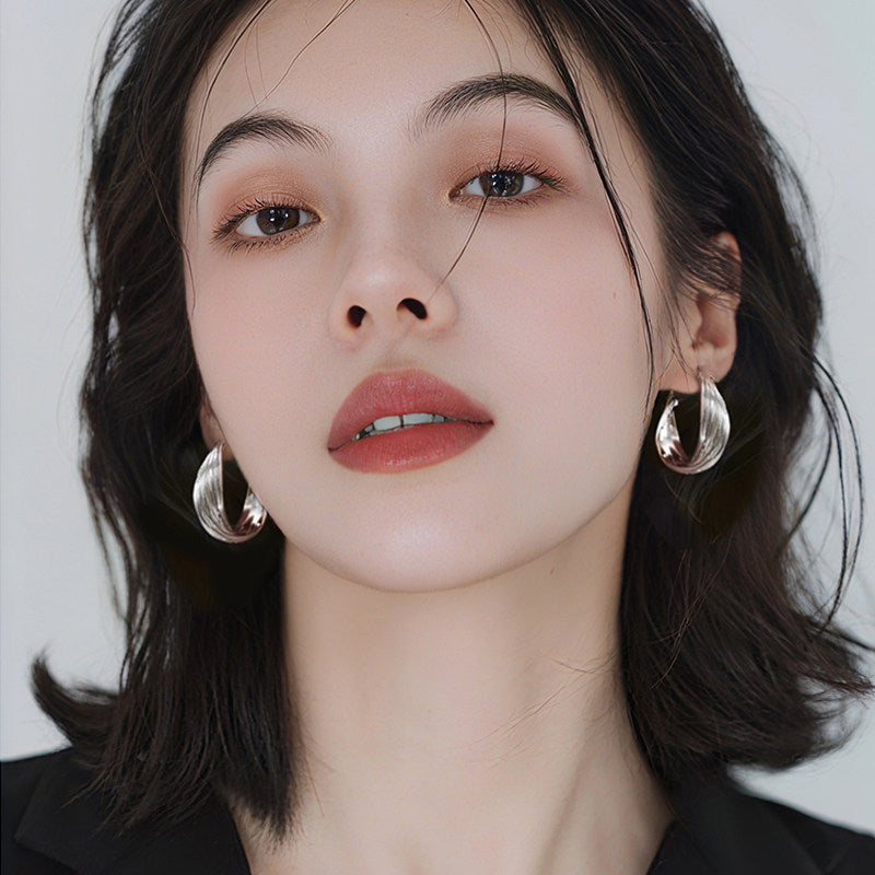 Women's Simple High-grade Big Circle Ear Exaggerating Rings