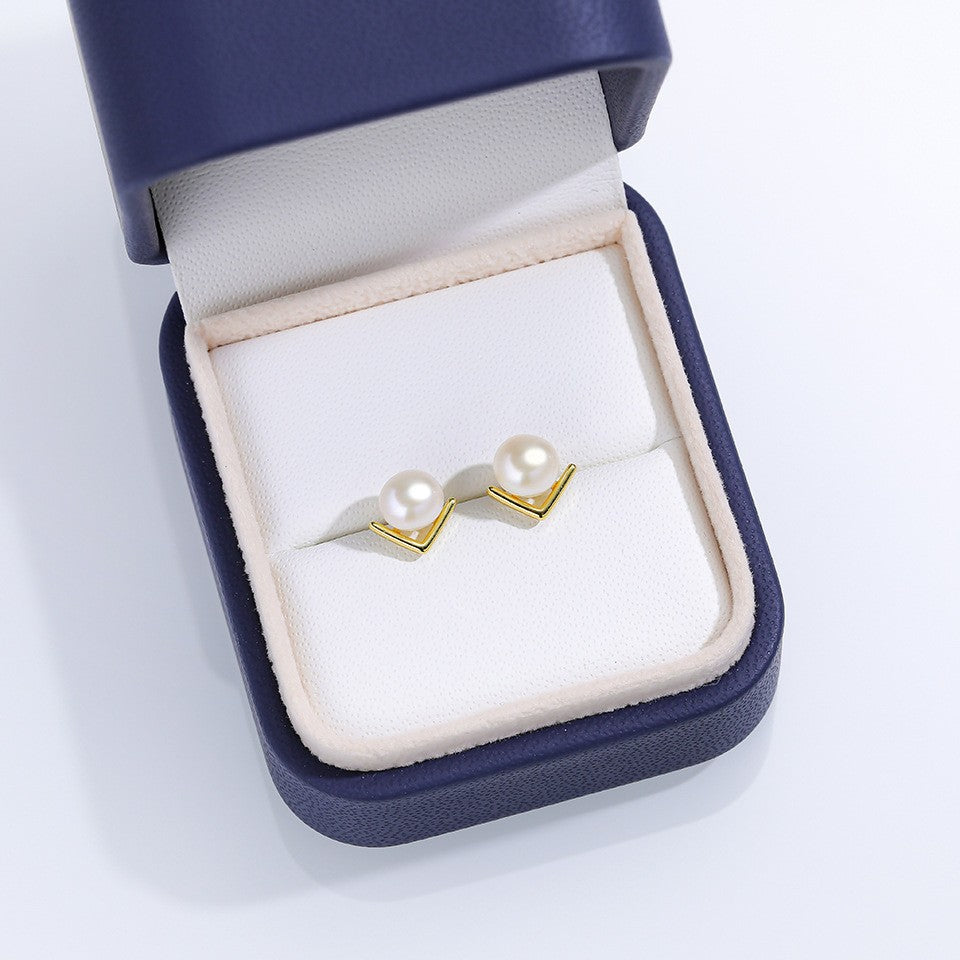 Women's Pearl Ear High-grade Square Simple Temperament Stud Earrings