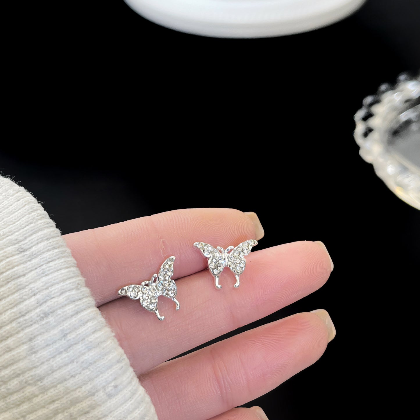 Cool Collection Female Zircon Temperament Live Earrings