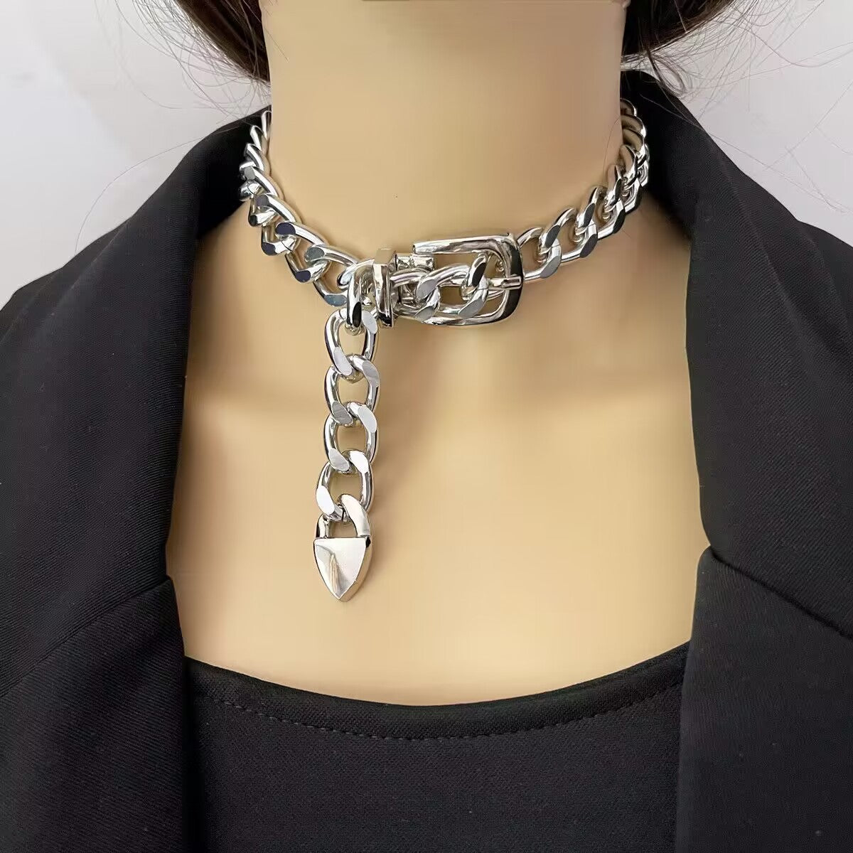 Women's Chain Single Layer Clavicle Fashion Punk Necklaces