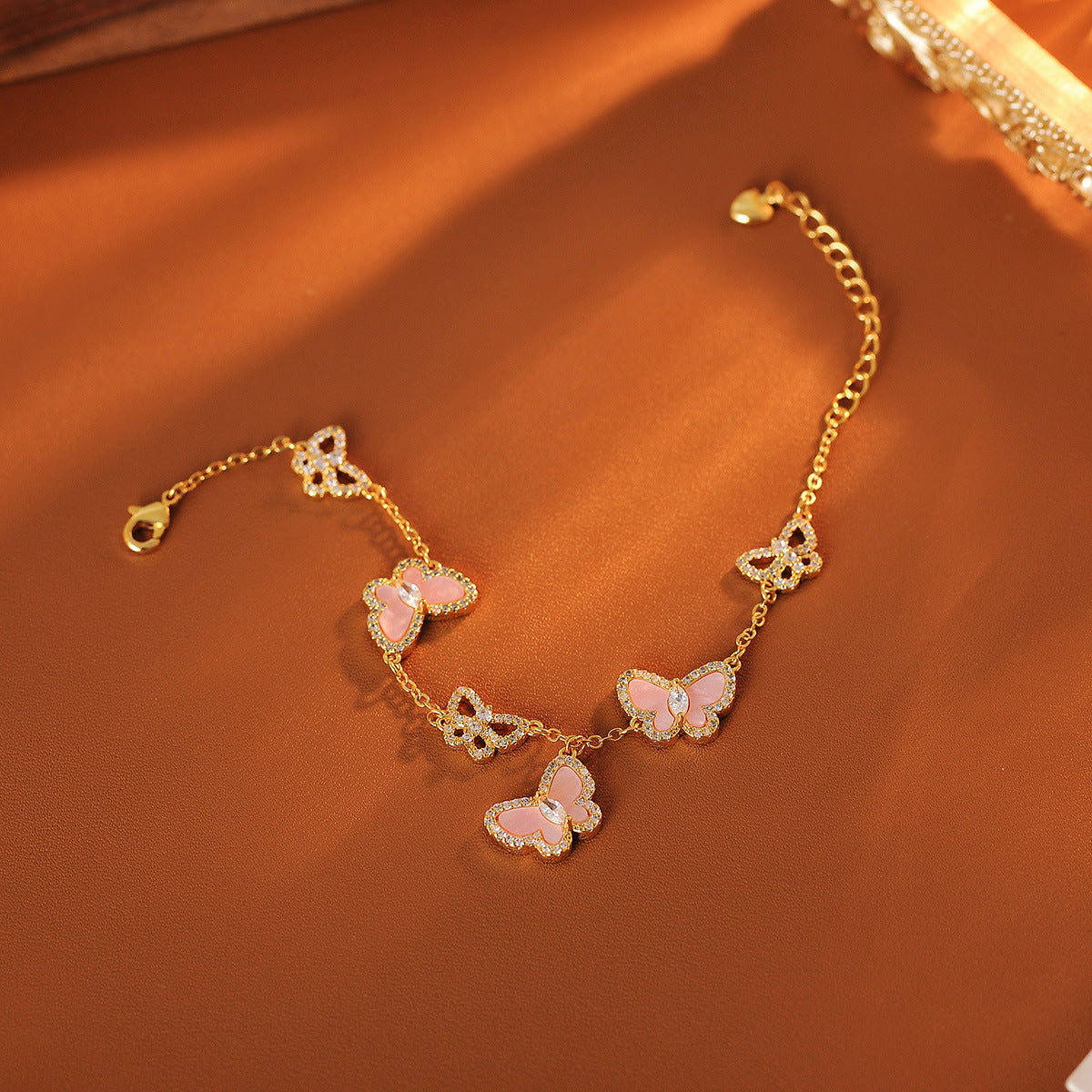 Luxury High-grade Butterfly Design Exquisite Cute Refreshing Bracelet