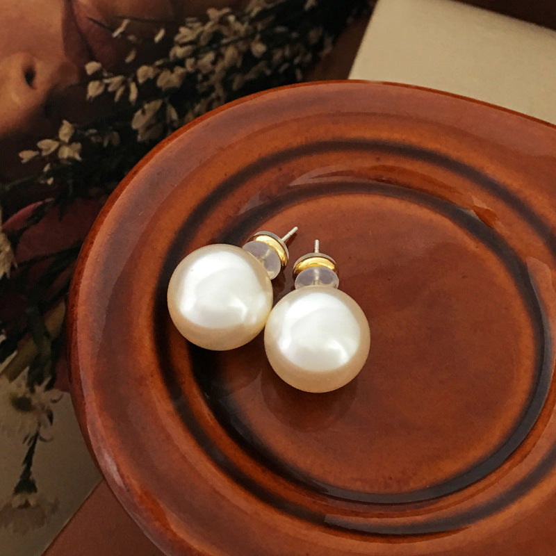 French Hepburn Style Imitation Shi Bright Pearl Female Earrings