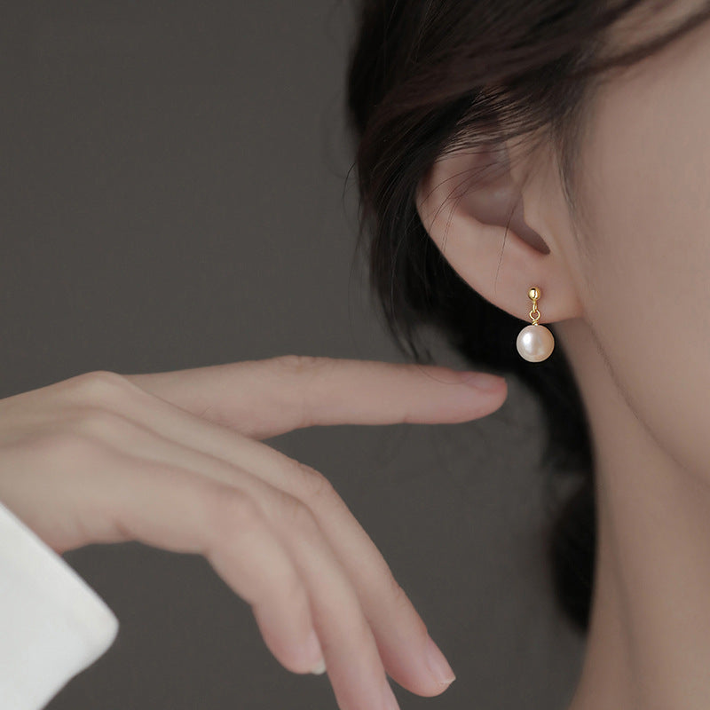 Women's Selection Light Luxury French Elegant Temperamental Exquisite Design Earrings