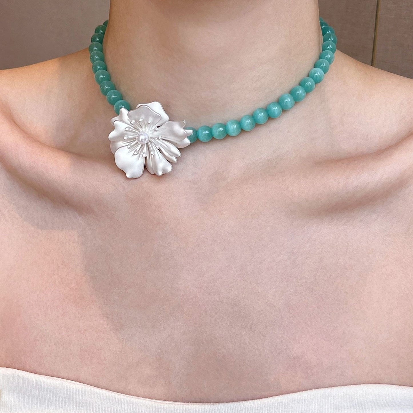 Vacation Exaggerated Style Flower Fashionable Niche Design Necklaces