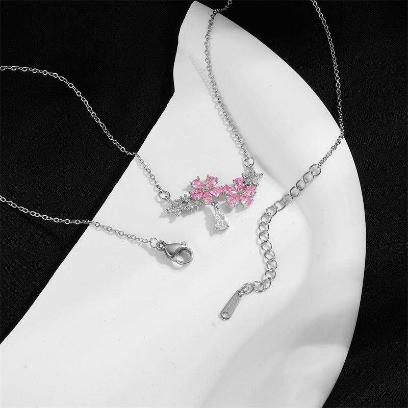 Women's Sweet Style Wisteria Peach Blossom Light Necklaces