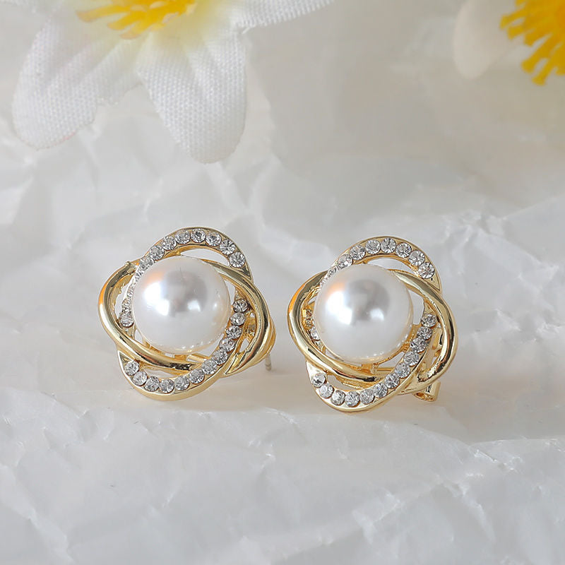 Women's Korean Pearl Simple Temperamental Ear Earrings